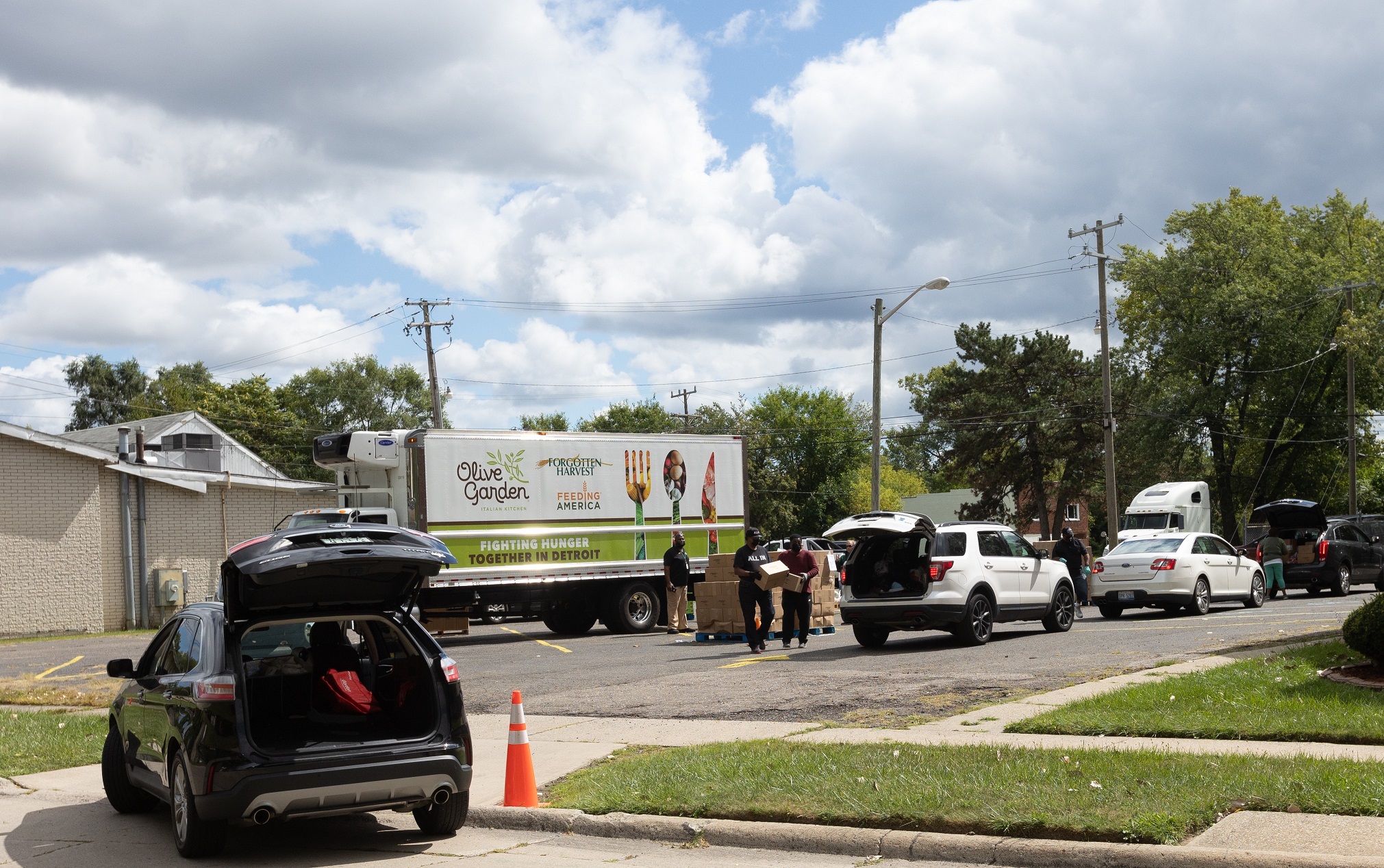 Forgotten Harvest Mobile Food Pantry